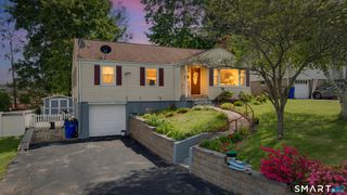 25 Crystal Street, Wethersfield, CT 06109