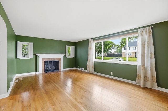 327 Ardmore Road, Springfield, OH 45504
