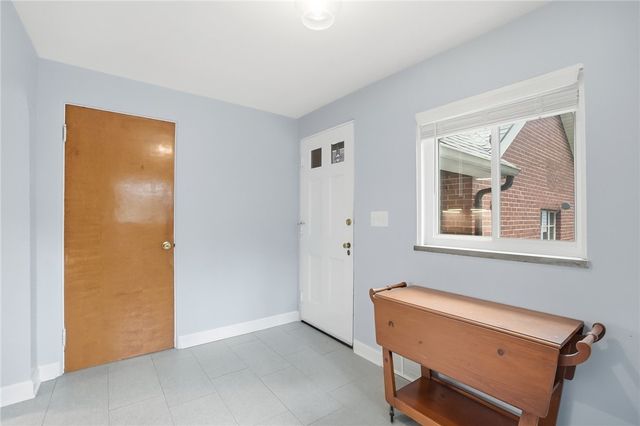 327 Ardmore Road, Springfield, OH 45504