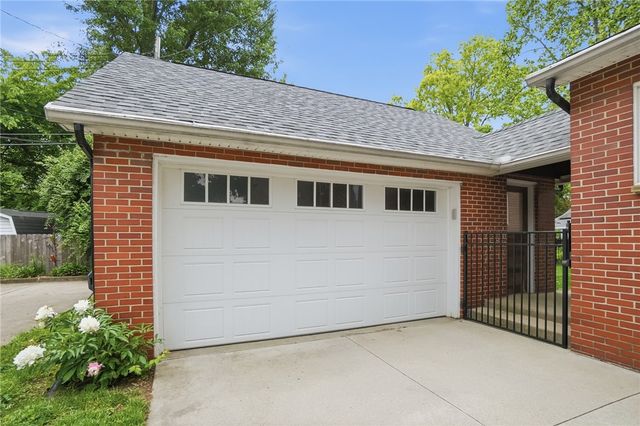 327 Ardmore Road, Springfield, OH 45504