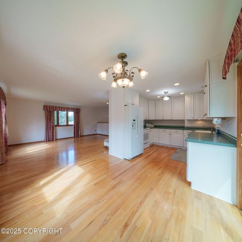 9843 E Chichagof Loop, Eagle River, AK 99577
