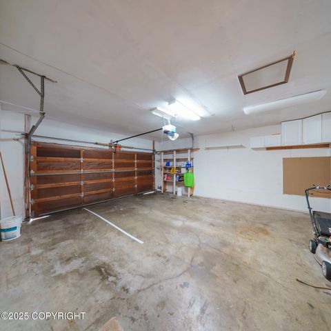 9843 E Chichagof Loop, Eagle River, AK 99577