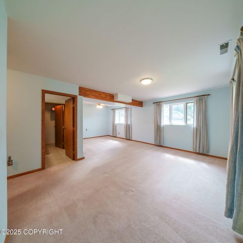 9843 E Chichagof Loop, Eagle River, AK 99577