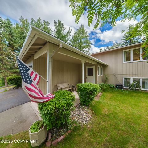 9843 E Chichagof Loop, Eagle River, AK 99577