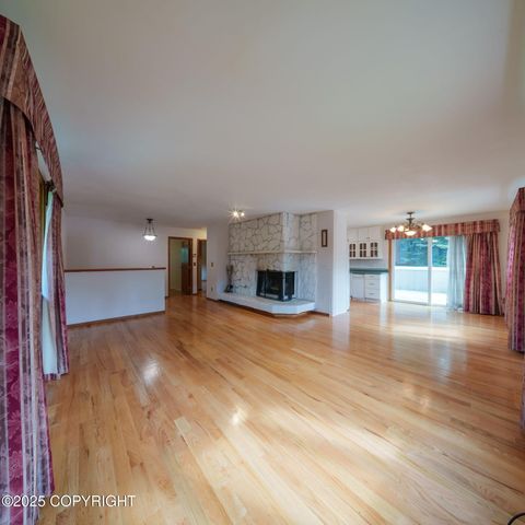 9843 E Chichagof Loop, Eagle River, AK 99577