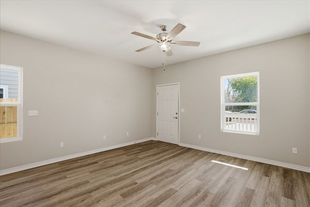 3027 Sabinas St, Corpus Christi, TX 78405