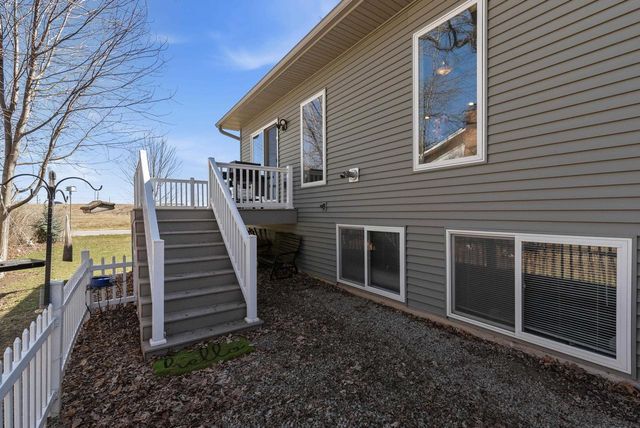N7988 Elser Drive, Beaver Dam, WI 53916