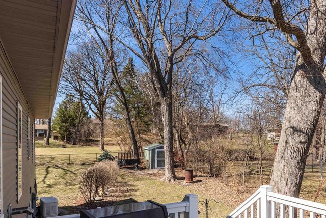 N7988 Elser Drive, Beaver Dam, WI 53916