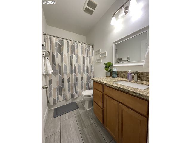 1310 GALES CREEK Rd, Forest Grove, OR 97116