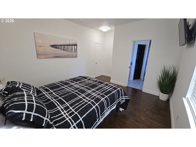 1310 GALES CREEK Rd, Forest Grove, OR 97116