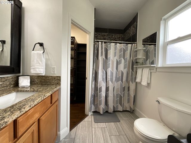 1310 GALES CREEK Rd, Forest Grove, OR 97116