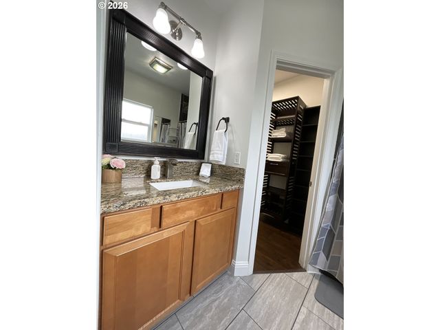 1310 GALES CREEK Rd, Forest Grove, OR 97116