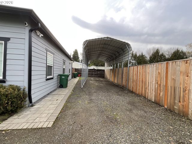 1310 GALES CREEK Rd, Forest Grove, OR 97116