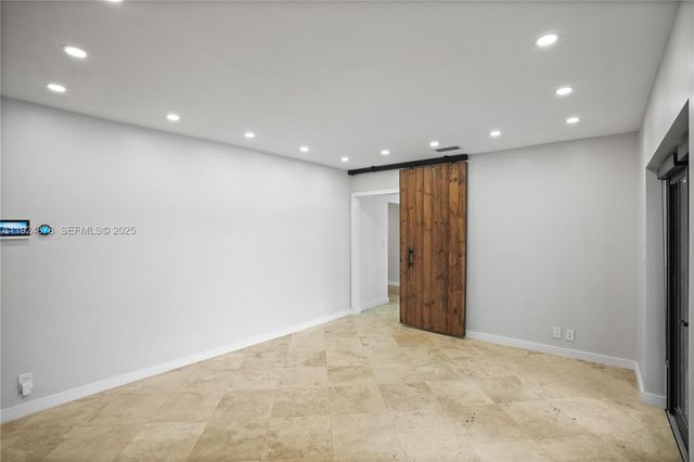 19911 SW 82nd Pl, Cutler Bay, FL 33189