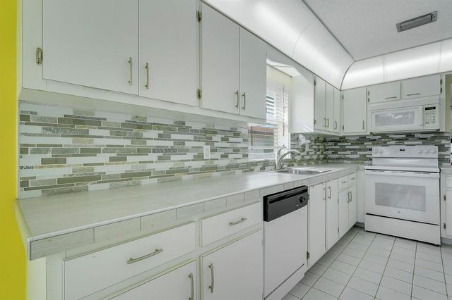 13679 Date Palm Court B, Delray Beach, FL 33484