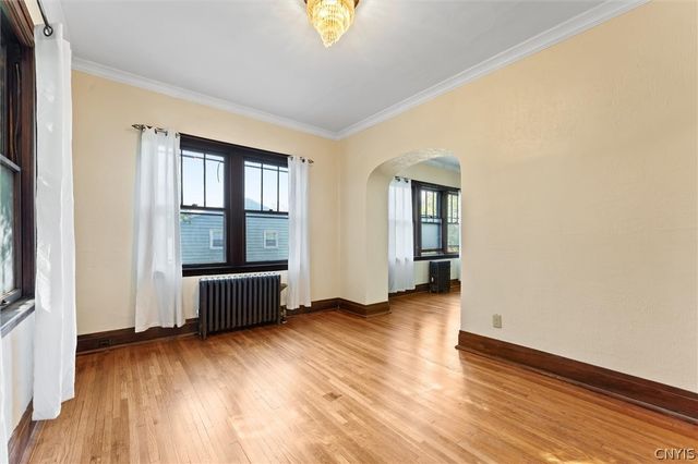 303 Barrington Road 5, Syracuse, NY 13214