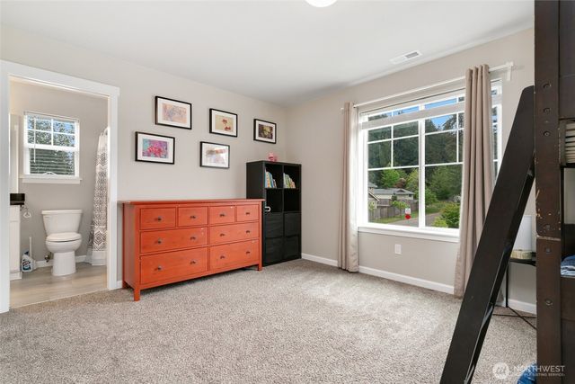 3660 22nd Avenue NE, Olympia, WA 98506