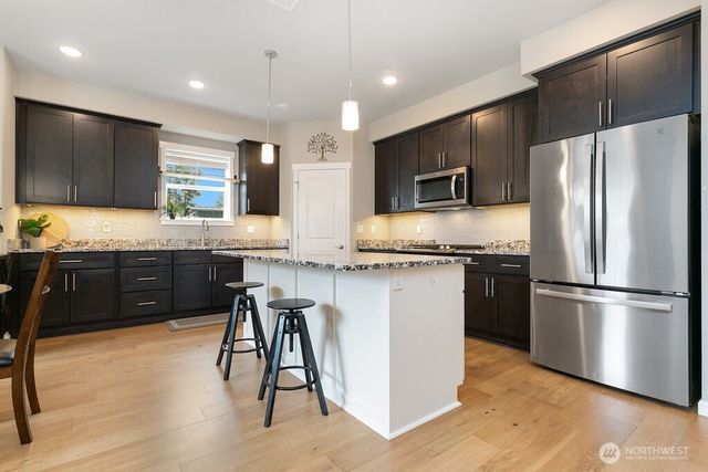 3660 22nd Avenue NE, Olympia, WA 98506