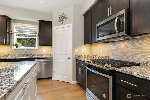 3660 22nd Avenue NE, Olympia, WA 98506