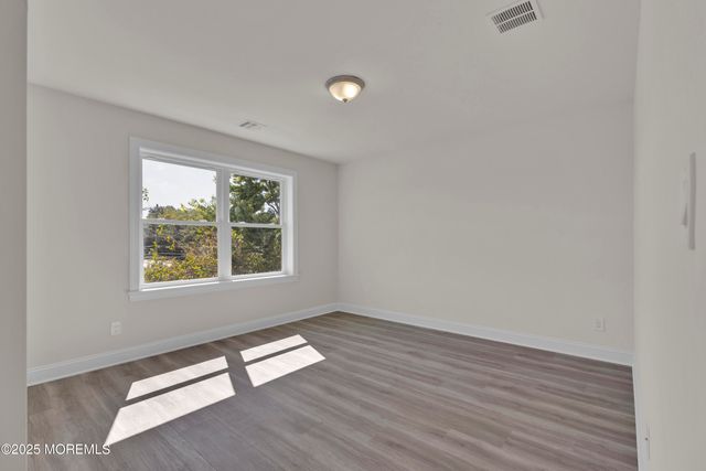 650 Washington Avenue, Union Beach, NJ 07735