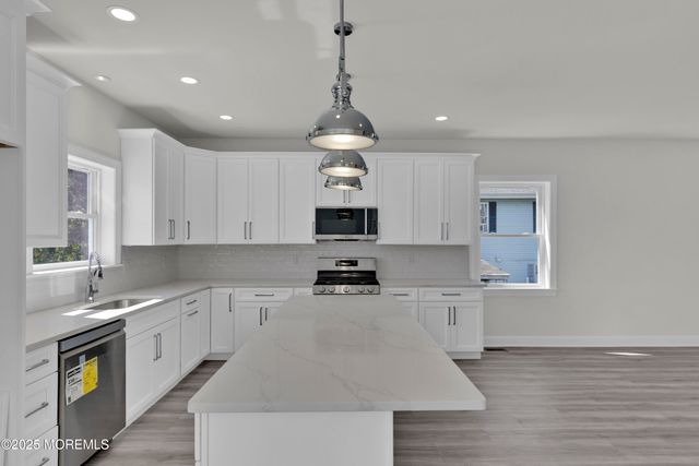 650 Washington Avenue, Union Beach, NJ 07735