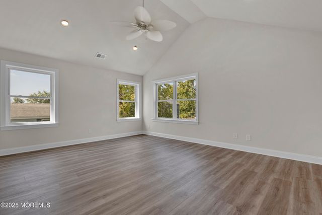 650 Washington Avenue, Union Beach, NJ 07735
