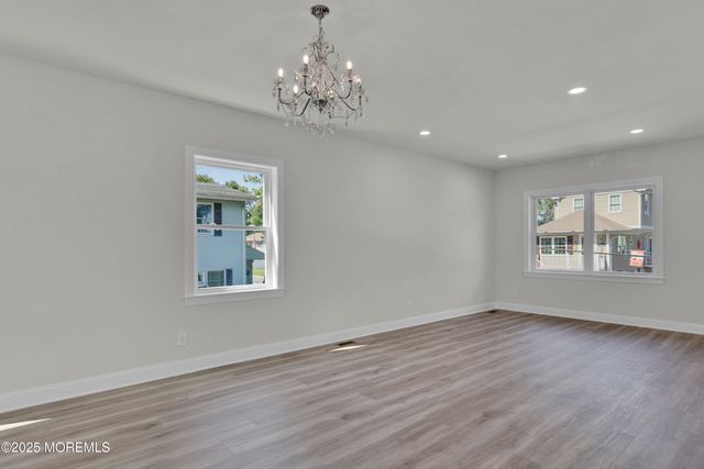 650 Washington Avenue, Union Beach, NJ 07735
