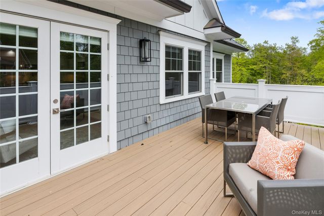 585 Main Street 2F, Armonk, NY 10504