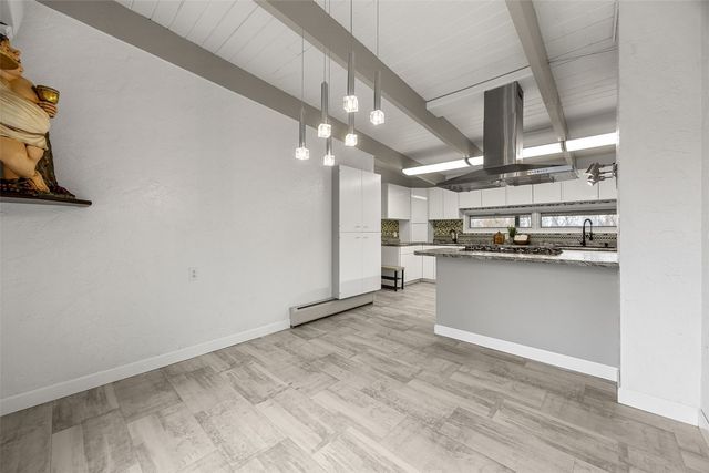 1945 30th St Dr SE, Cedar Rapids, IA 52403