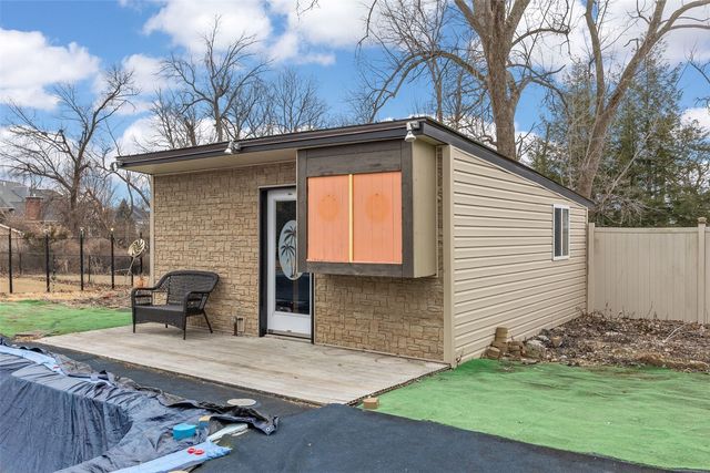 1945 30th St Dr SE, Cedar Rapids, IA 52403