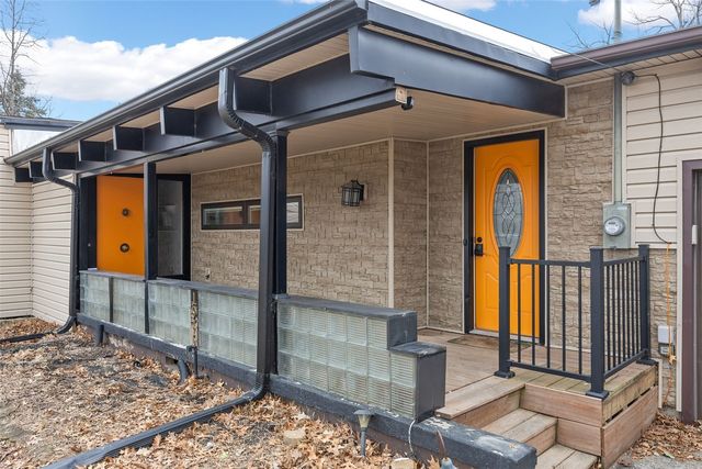 1945 30th St Dr SE, Cedar Rapids, IA 52403