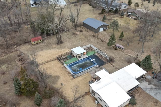 1945 30th St Dr SE, Cedar Rapids, IA 52403