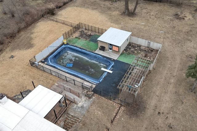 1945 30th St Dr SE, Cedar Rapids, IA 52403