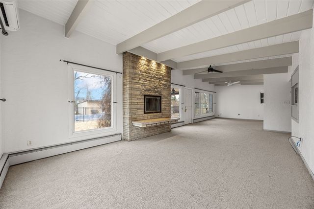 1945 30th St Dr SE, Cedar Rapids, IA 52403