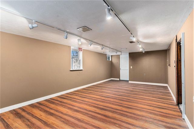 1345 Hendrick Road, Norton Shores, MI 49441