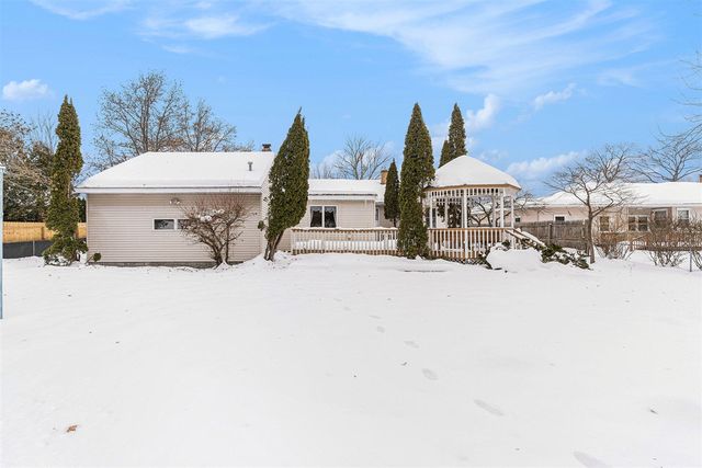 1345 Hendrick Road, Norton Shores, MI 49441