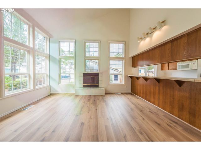 65 SIJOTA St, Gleneden Beach, OR 97388