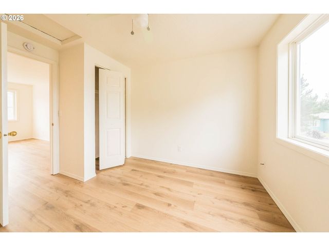 65 SIJOTA St, Gleneden Beach, OR 97388