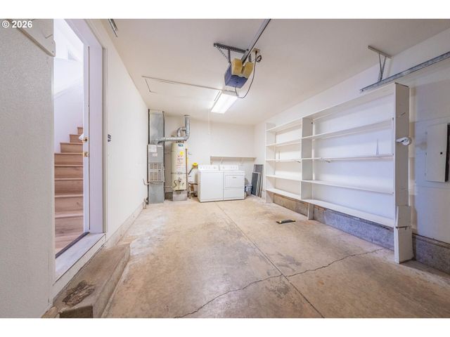 65 SIJOTA St, Gleneden Beach, OR 97388