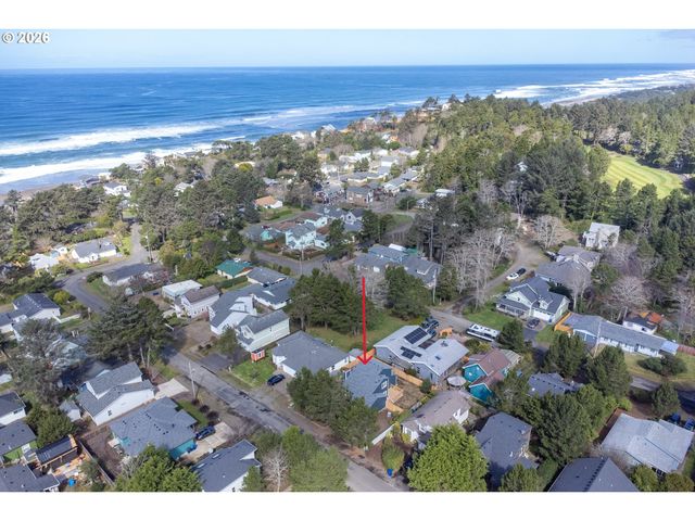 65 SIJOTA St, Gleneden Beach, OR 97388