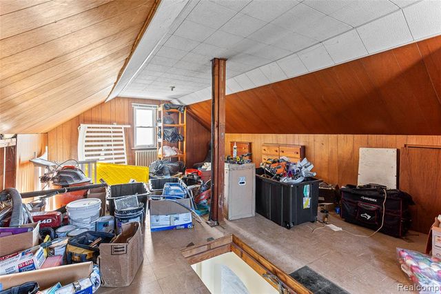 4429 Croissant Street, Dearborn Heights, MI 48125