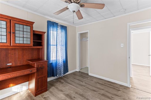 4429 Croissant Street, Dearborn Heights, MI 48125