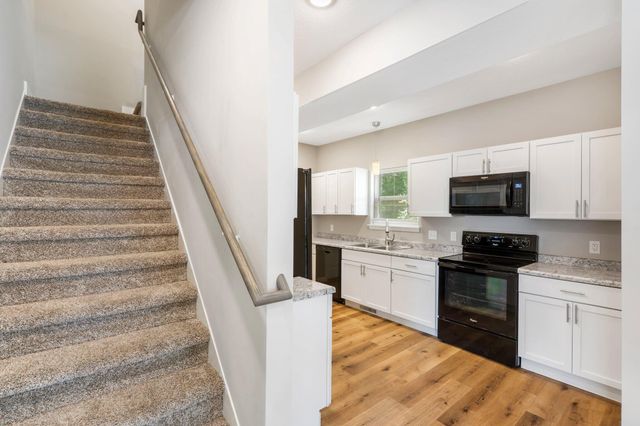 1101 PANNELL ST, Columbia, MO 65201