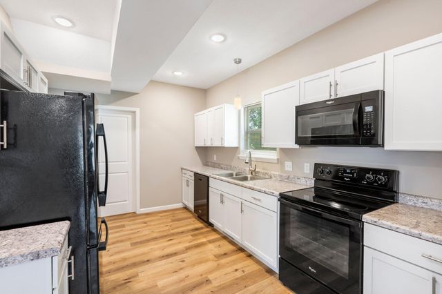 1101 PANNELL ST, Columbia, MO 65201