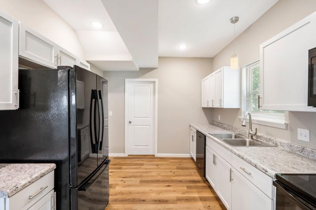 1101 PANNELL ST, Columbia, MO 65201