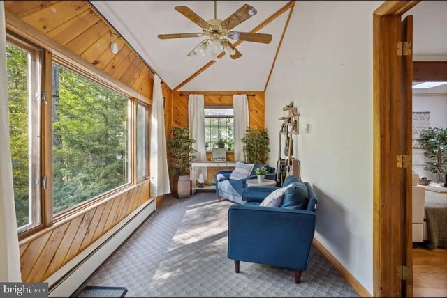 635 PATRIOT LN, Pocono Summit, PA 18346