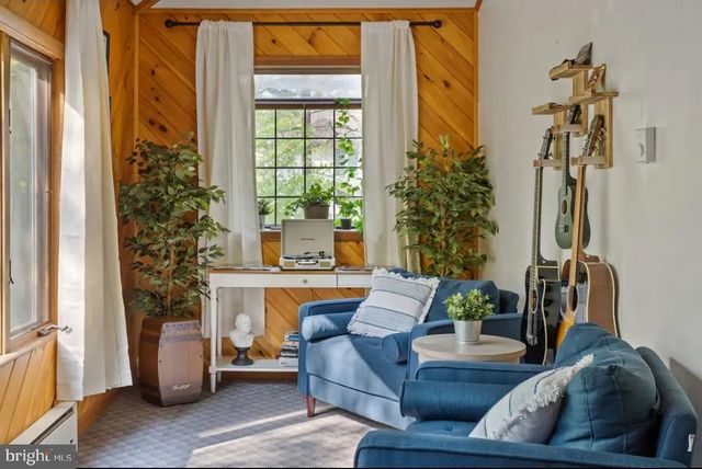 635 PATRIOT LN, Pocono Summit, PA 18346