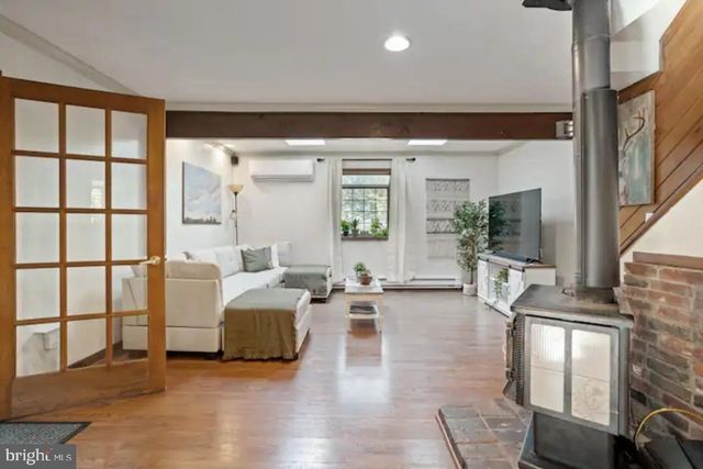 635 PATRIOT LN, Pocono Summit, PA 18346