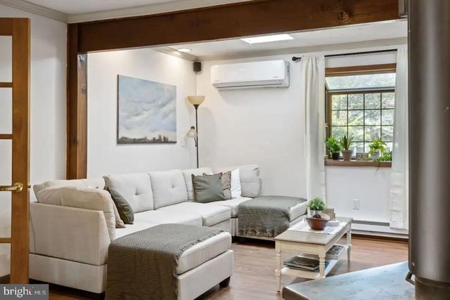 635 PATRIOT LN, Pocono Summit, PA 18346