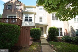4323 RUNABOUT LN #171, Fairfax, VA 22030